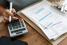 Simple Invoicing and Accounting